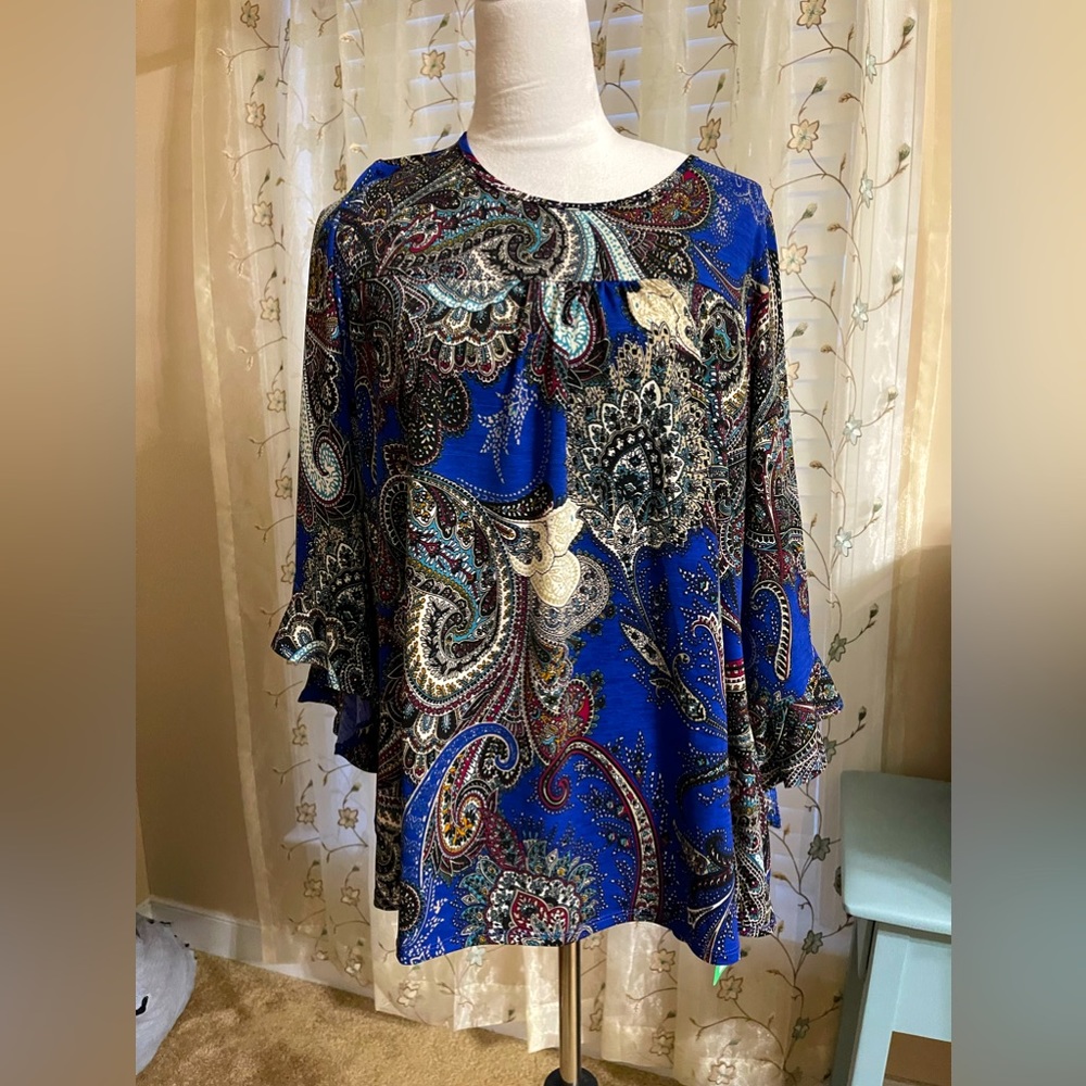 NWT Sew in Love Size Small Brilliant Blue top. She’s a BEAUT!